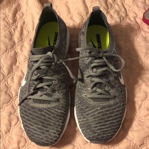 Nike zoom size 7 women’s